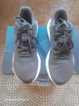 Sepatu running adidas galaxy 7