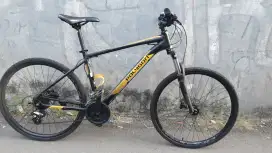 Sepeda MTB Polygon Cascade 4 ukuran 27,5