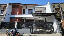 Di Sewakan Rumah Semi Furnished Sayap BKR