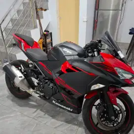 [ODO LOW],,Kawasaki ninja 250 fi ABS new