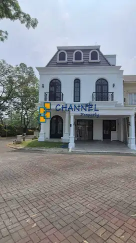 DIJUAL Rumah Bagus Posisi Hoek Vanya Park BSD