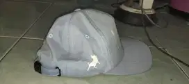 Topi lois original