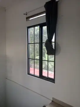 Kusen aluminium pintu aluminium partisi aluminium kaca