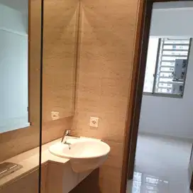 Apt Taman Anggrek Residences 2 Br Posisi Hoek Strategis