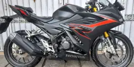 Honda CBR 150r ABS..KM rendah