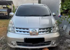 Nissan Grand Livina 1.5 XV Manual 2010