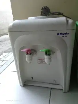 Dispenser miyako