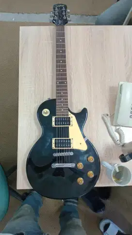 Epiphone LP100 BK