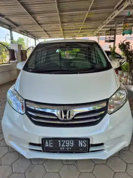 Honda Freed E ‼️ , Th 2013 , KM 84.000