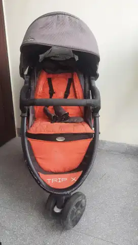 Baby stroller bekas