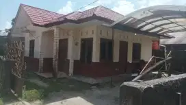 Dikontrakkan/dijual Rumah Lokasi Strategis
