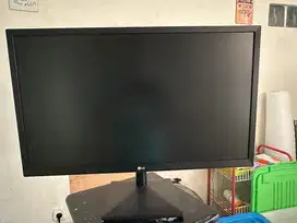 Bundling LCD Monitor 24 + 22 inch LG Normal