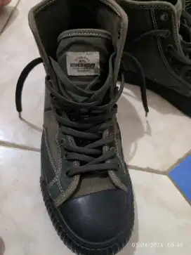 Sepatu EIGER ORIGINAL