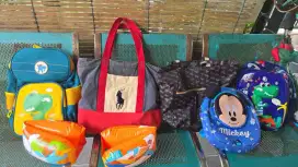 Tas dan pelampung anak