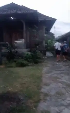 Jual tanah isi bangunan di Jl Gunung Andakasa Penamparan Denpasar Bali