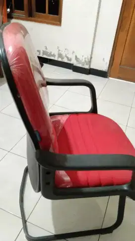 Kursi kerja merk indachi