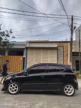 Mobil Ayla minat cek ke rumah