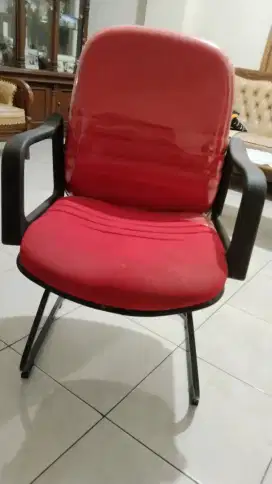 Kursi kerja merk indachi