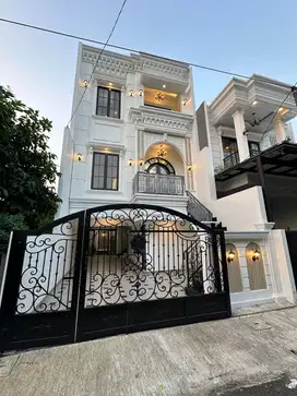 JAGAKARSA NEW LUXURY HOUSE DALAM KOMPLEK JAGAKARSA