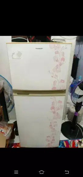 Kulkas Dua Pintu Merk Sharp