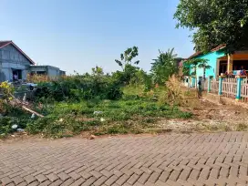 Tanah Dijual lokasi Strategis cocok untuk rumah tinggal /kos kosan