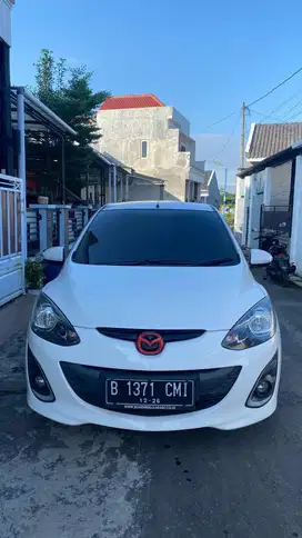 Mazda 2 2013 Bensin