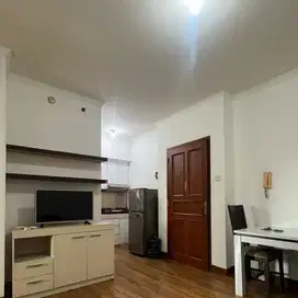 Disewakan 2 Kamar Apartemen Gading Mediterania Furnish TERMURAH Bagus