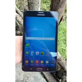 Tablet Samsung Tab A7.04G / SM-T285. Kondisi Normal