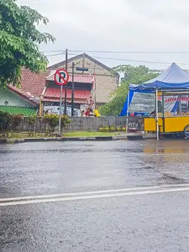 Tanah + Ruang Usaha Di JL.WR Supratman Gisikdrono Semarang Barat