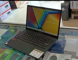 Leptop Asus Vivobook 1404FA Ryzen 3-7320