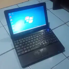 Netbook ASUS EeePc Series Memori 2 GB, Hardisk 320.GB Windows 7 X64