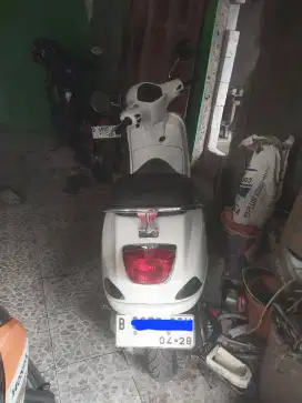 vespa lx 150 2012