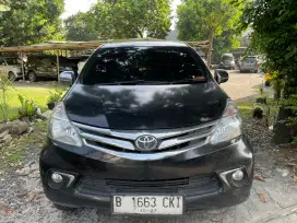 TOYOTA AVANZA 2014