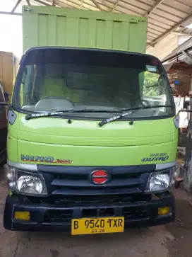 HINO DUTRO 110 SDL ENGKEL LONG BOX JUMBO