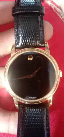 Jam tangan MOVADO made in Swiss