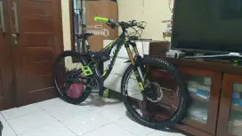 MTB Pivot Mach 6 Carbon