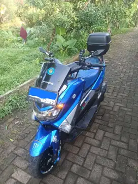 Nmax 2018 Biru Rawatan Bonus Box Givi