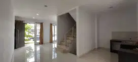 Disewakan rumah pik golf island 3 kamar ac ada 4