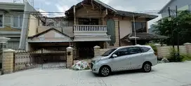Dijual cepat rumah hoek hitung tanah di Kelapa Gading