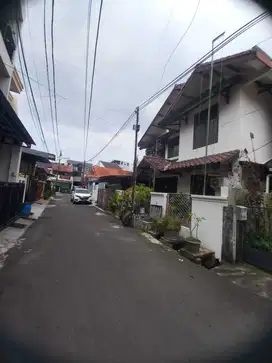 Rumah bebas banjir rawamangun