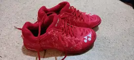 Sepatu Yonex Aerus 2
