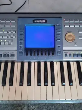 Yamaha psr 1500