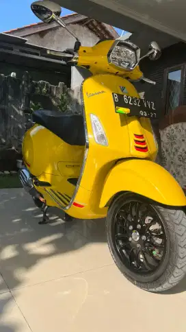 VESPA MATIC SPRINT S IGET ABS 2022 yellow