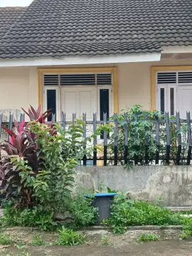 Dikontrakkan Rumah, Komplek BPN / DDN, Tonjong, Bojong Gede, Bogor,