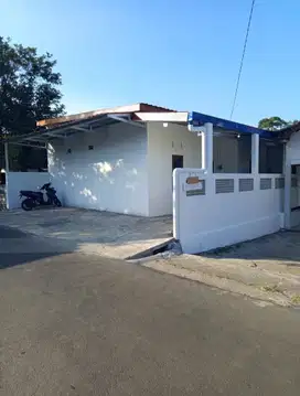Disewakan/dikontrakkan rumah di Jalan Raya Jedung-Unnes