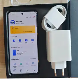 Vivo x200 reguler 12/256 hitam fullset