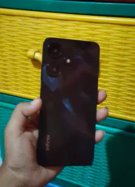 Infinix hot 30i ram 8+8/128!.