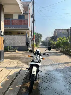 Jual cepet Kawasaki W175 CAFE Th 2023