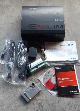 Casio Digital Camera 
Exilim EX-S2
2.0 Mega Pixels