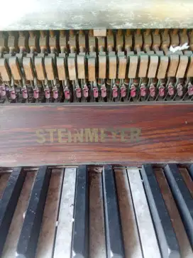 Piano STEINMEYER